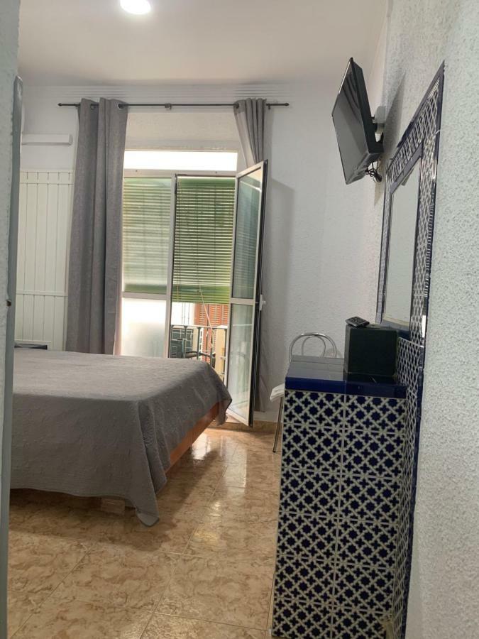 Hostal Alcobia Sevilla Kültér fotó